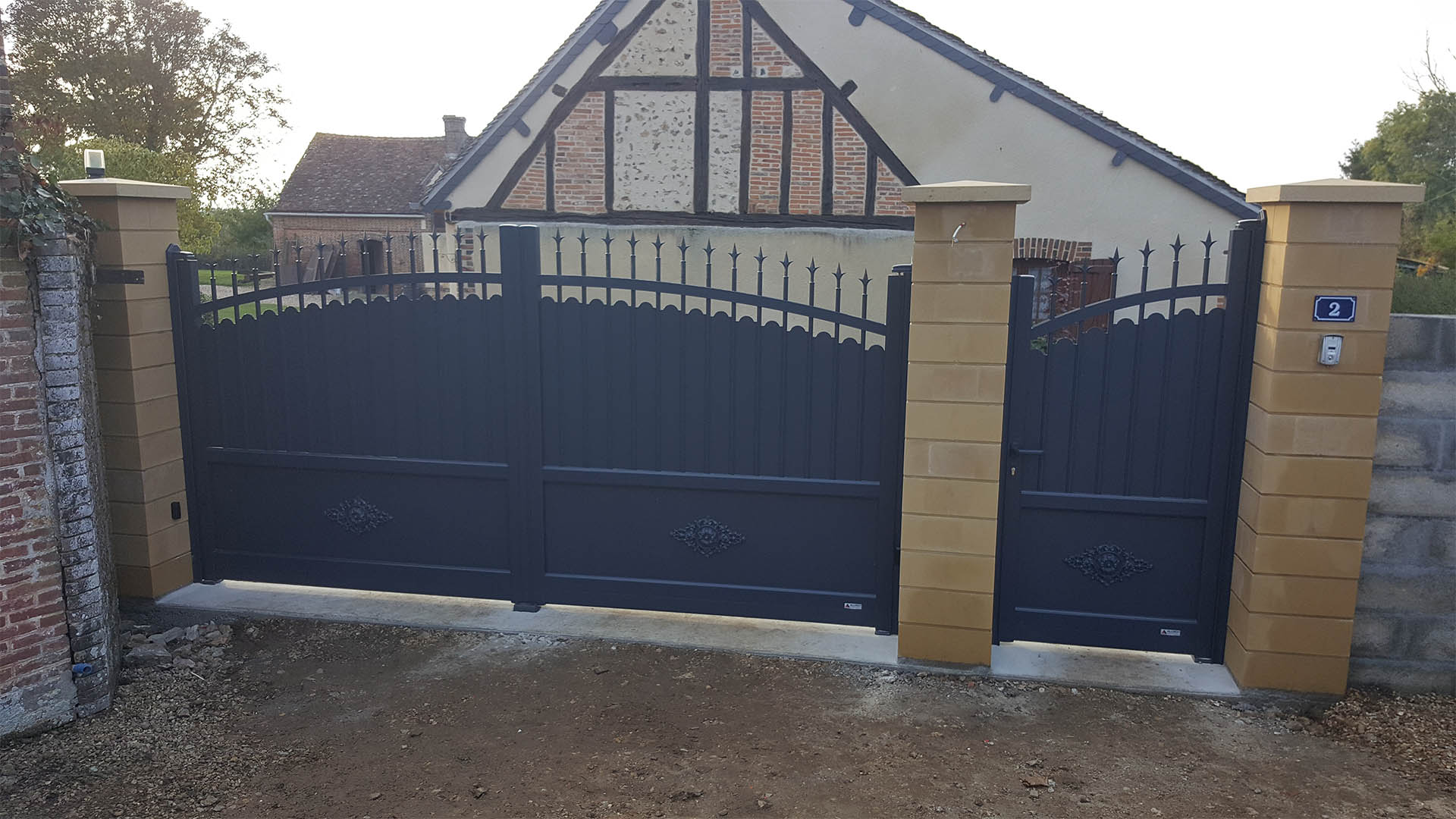 portail côté exterieur